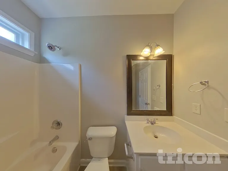 7259 Madison Cir — Photo 16