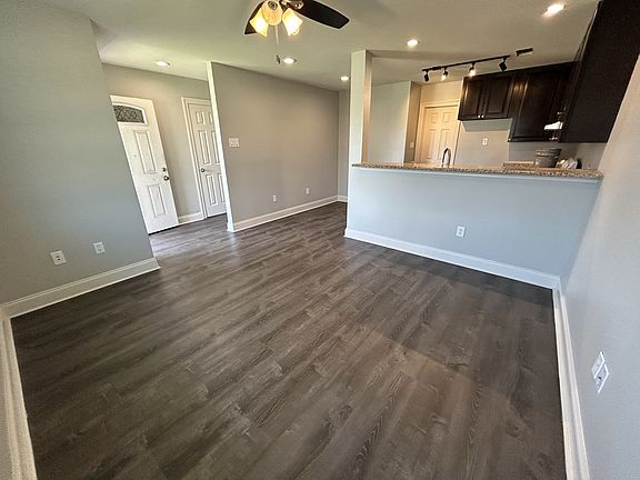 2nd image of 3110 Tournefort St