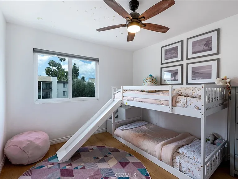 21500 Califa St — Photo 19