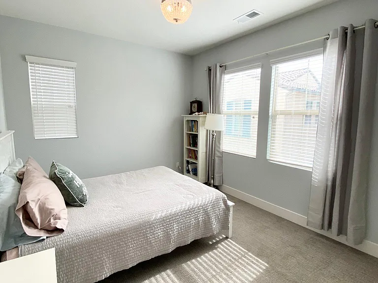 1063 1/2 Sea Glass Way — Photo 25