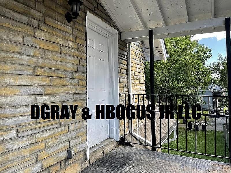 1st image of 2002 Washington Ave #3B