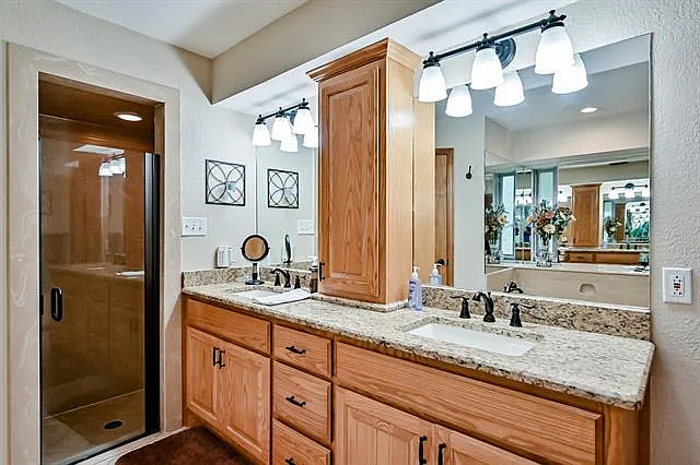 6340 Grauton Dr — Photo 103