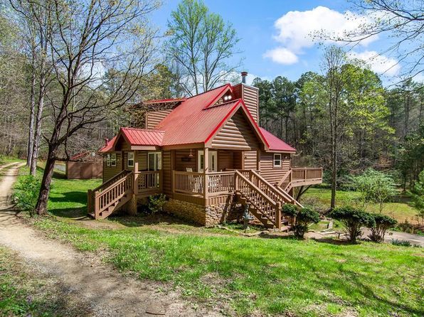 530 Dover Chapel Ter, Ellijay, GA 30540