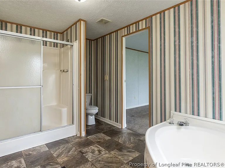 102 Ironwood Rd — Photo 17