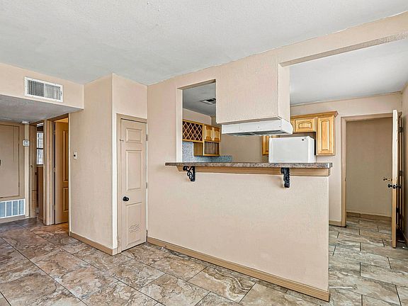 2nd image of 6399 Normandy Dr Unit A