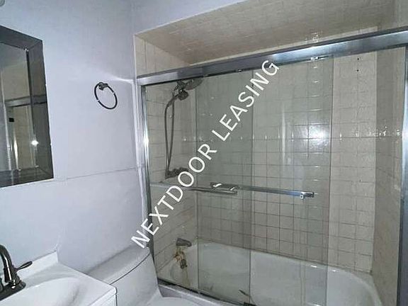 2nd image of 75 Broadway #2LM