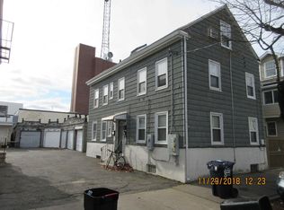 152 Charles St, Cambridge, MA 02141