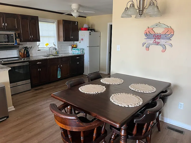 Kitchen/dining room