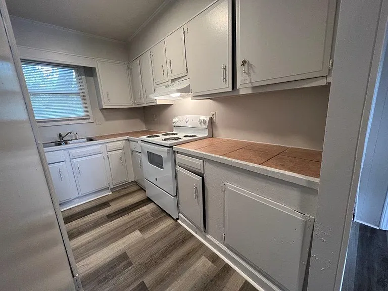 161 Weatherwood Ct #M-A — Photo 8