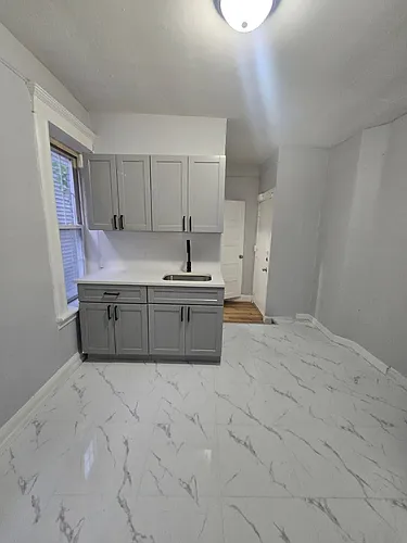 77 Hope Ave Photo 1