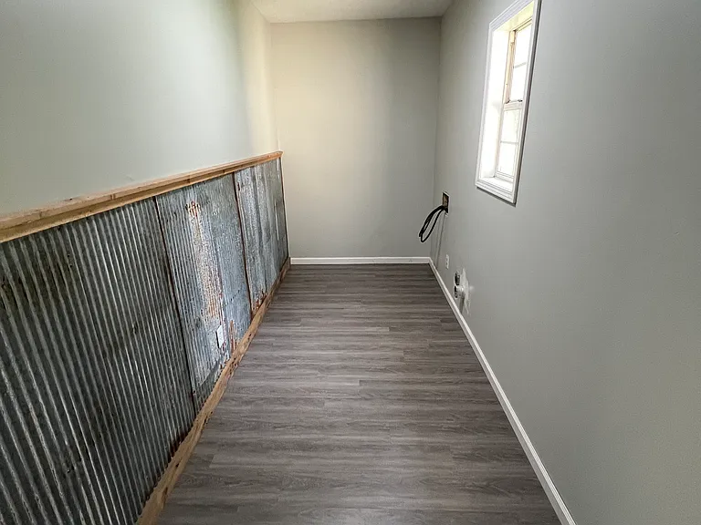 145 Lee Dr — Photo 13