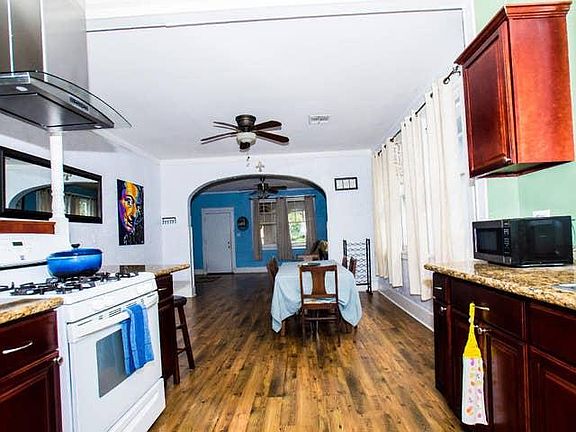 5th image of 3211 Louisiana Avenue Pkwy