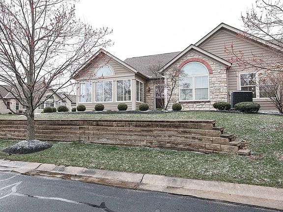 2nd image of 9186 Royal Oak Ln