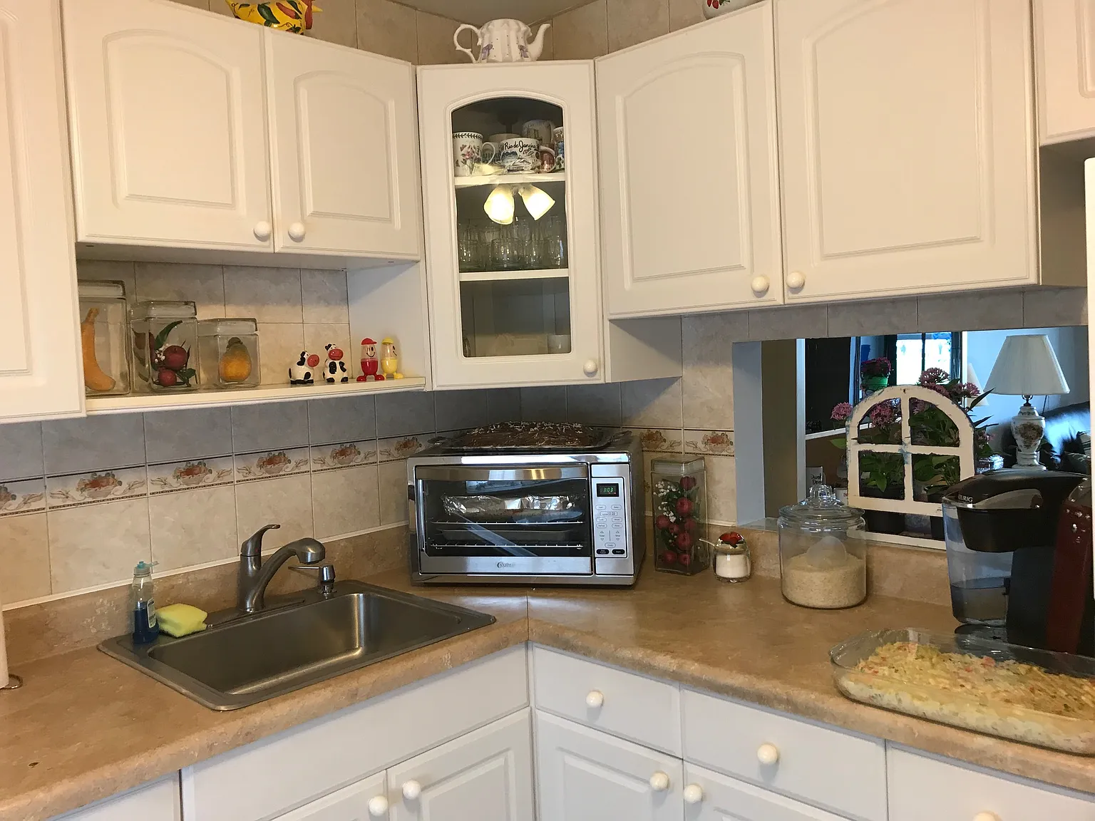 2 bed, 930 sqft, $1,600 — Photo 2