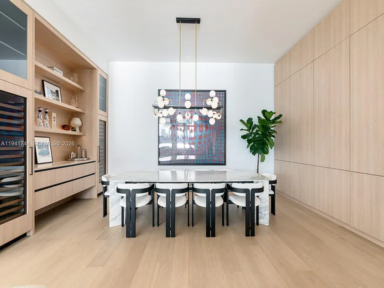 28 W Dilido Dr — Photo 6