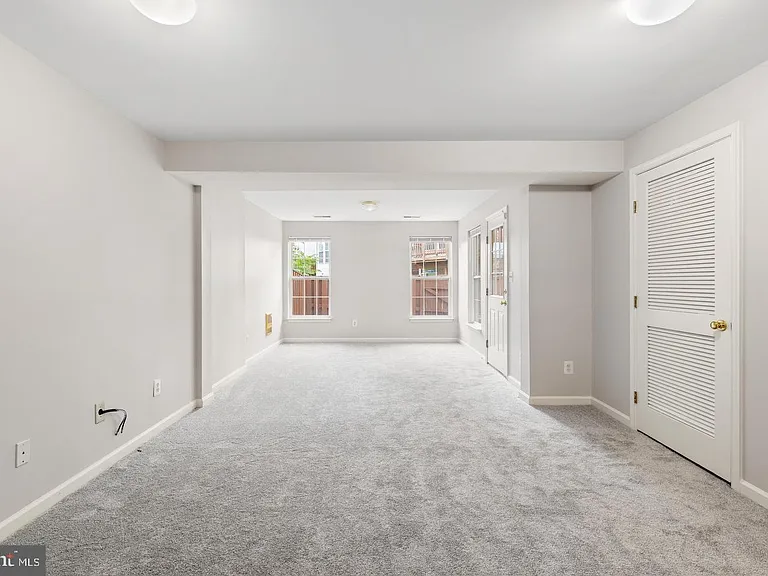 13700 Barksdale Dr — Photo 7