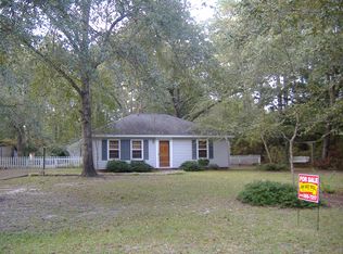80 Oakland Dr, Kingstree, SC 29556