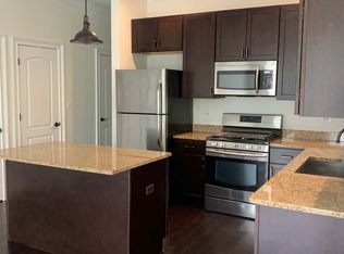 2500 Green Bay, Evanston, IL 60201