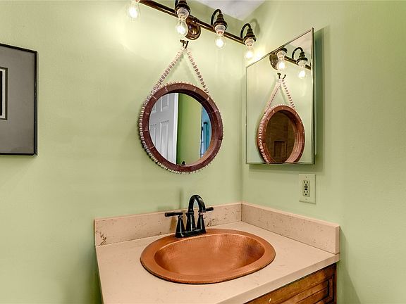 3rd image of 4731 Saint Marc Ct