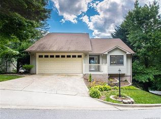 64 Park Ave, Asheville, NC 28803