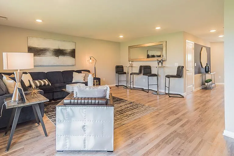 322 Mantoloking Dr — Photo 7