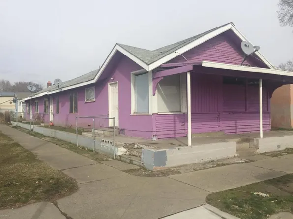 309 W D St, Yakima, WA 98902
