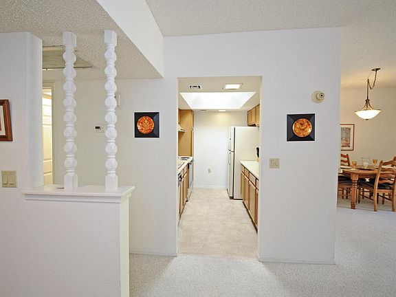 3rd image of 8668 N Little Oak Ln