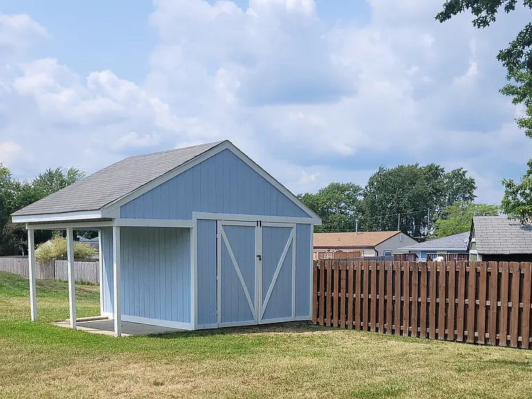 733 N Huntington St — Photo 2
