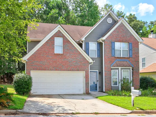4377 Chestnut Lake Ave, Lithonia, GA 30038