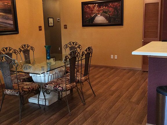 3rd image of 2218 Cortland Cir