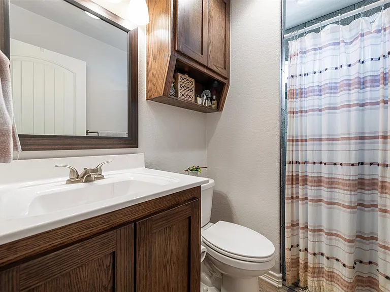 145 Ellis Ct #B — Photo 14