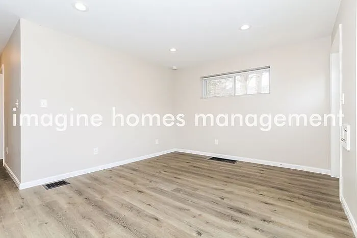 4963 Schroer Ave — Photo 3