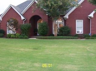 1195 Morning Glory Cir, Tupelo, MS 38801
