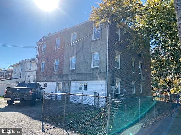4th image of 4213 Tyson Ave