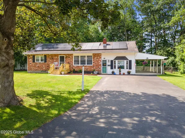 22 Bertone Drive, Schenectady, NY 12306