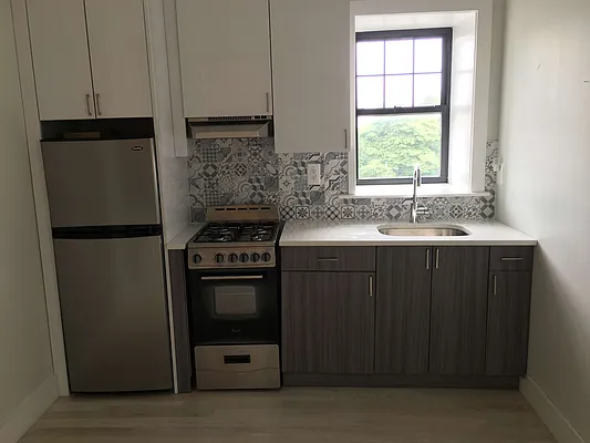 Rented by Nooklyn NYC LLC | media 60