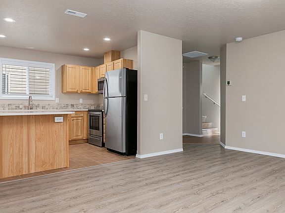 5th image of 6511 S Covewood Way