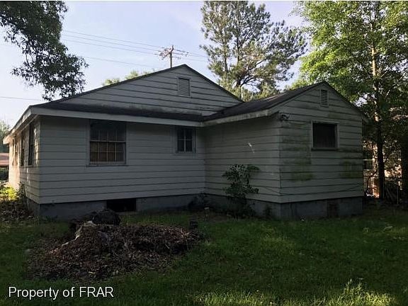 4th image of 766 Topeka St