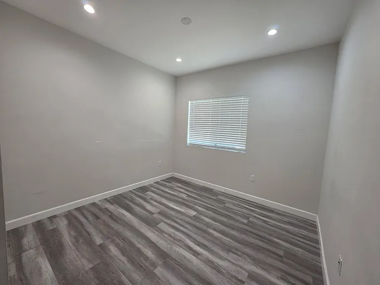 6824 Ben Ave #1 — Photo 18