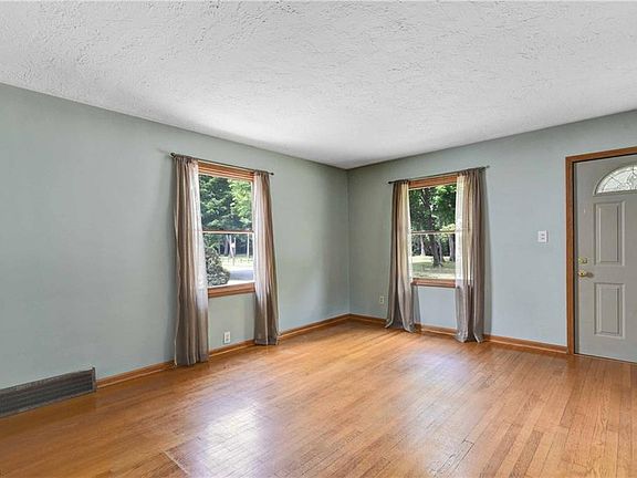 2nd image of 4285 S Hills Dr