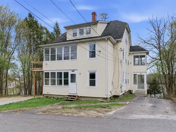 7 3rd Ave, Dudley, MA 01571