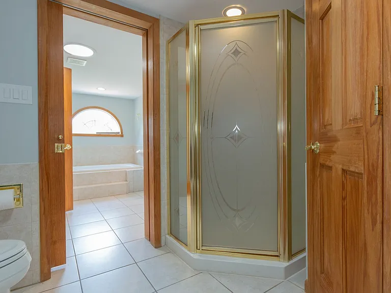 3093 Old Leetown Pike — Photo 11