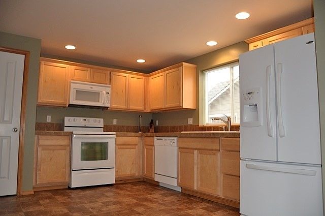 2nd image of 14308 SE 287th St