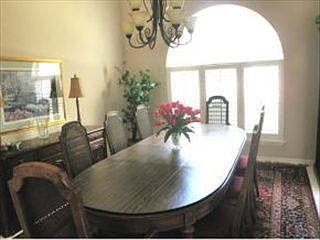 4th image of 304 E Joplin Ct