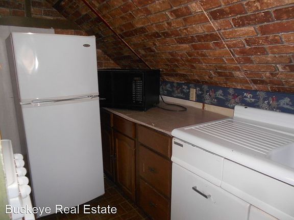 2nd image of 38 E 18th Ave