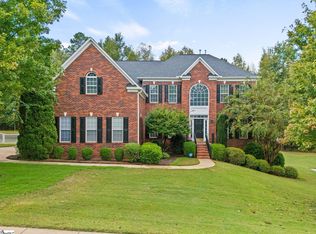 127 Hartwick Ln, Fountain Inn, SC 29644