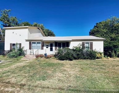 521 W Hickory St, Stilwell, OK, 74960