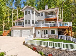364 Talona Lake Ter, Ellijay, GA 30536