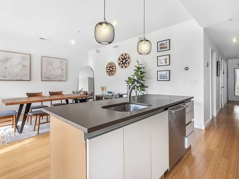 210 Bolton St #6 — Photo 8