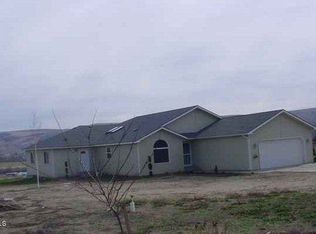 1261 Lancaster Rd, Selah, WA 98942